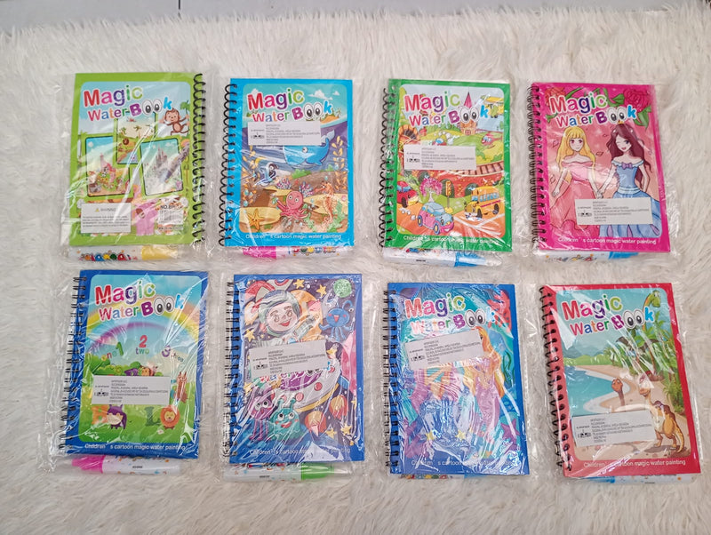 SET DE 4 LIBROS MAGICOS PARA PINTAR CON AGUA